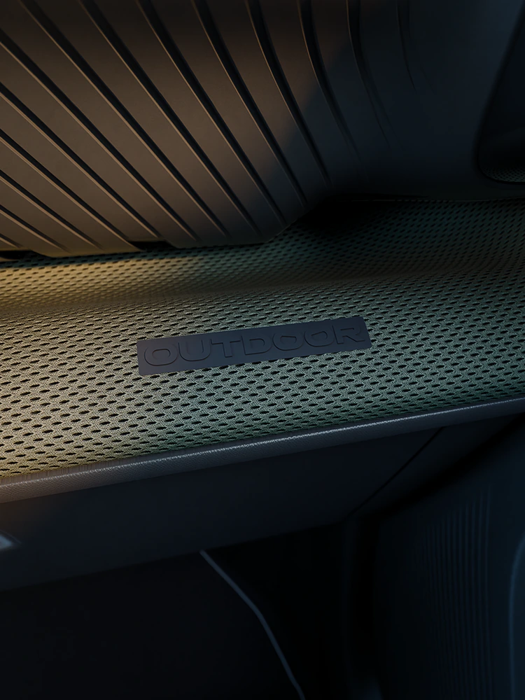 Vista ravvicinata della plancia con inserto Outdoor, che mostra gli interni Advanced Comfort di questo SUV compatto