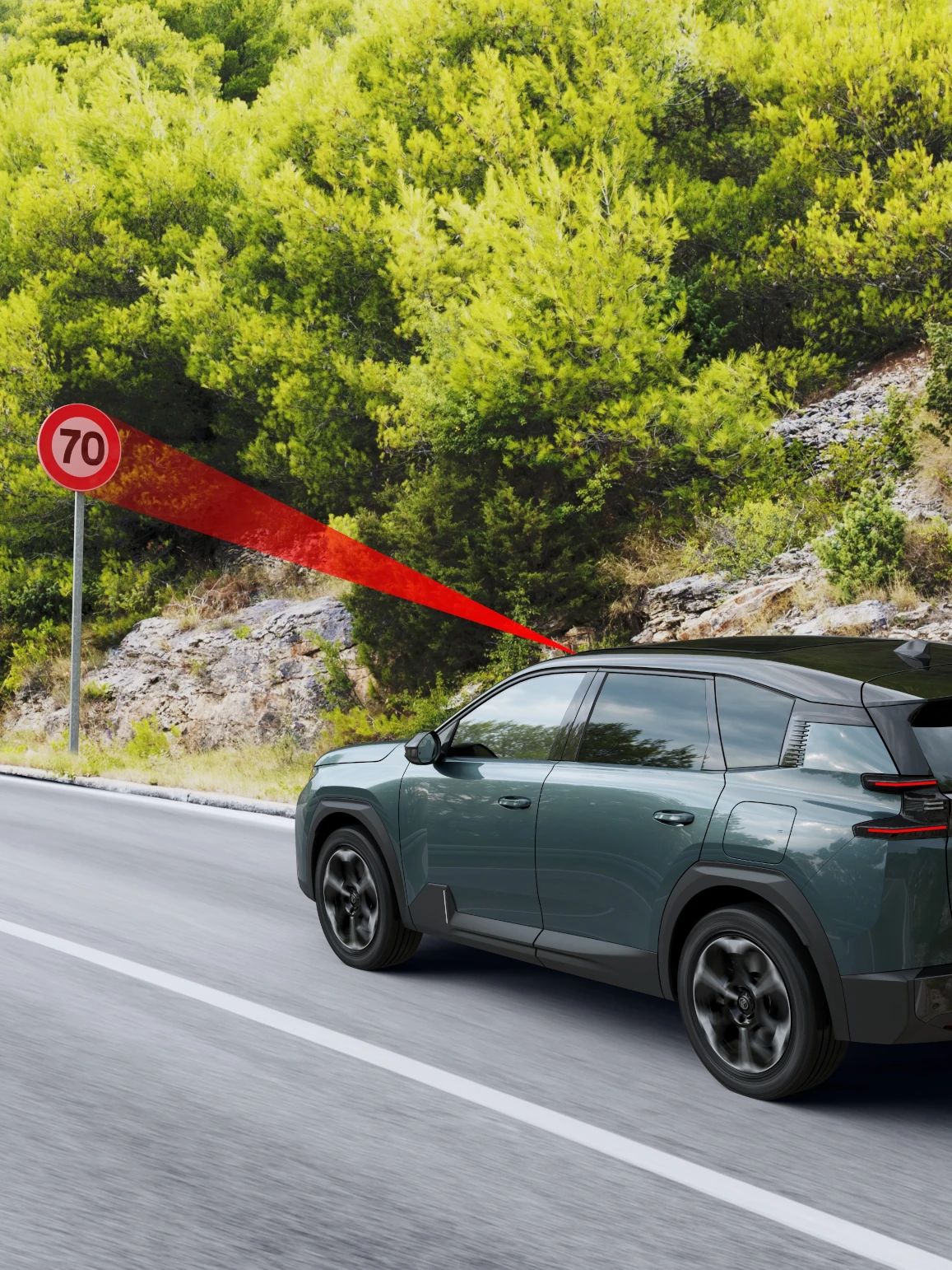 Vista laterale della C5 Aircross con Traffic Sign Recognition che potenzia la sicurezza, la visibilità, la tecnologia e una guida più fluida e informata